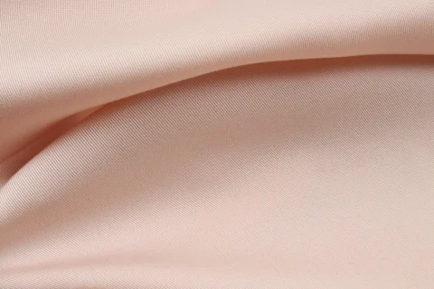 Soft-finished Tencel twill in loose folds.